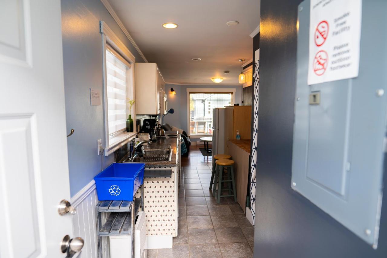 Downtown Whitehorse Apartment In Old Town ภายนอก รูปภาพ