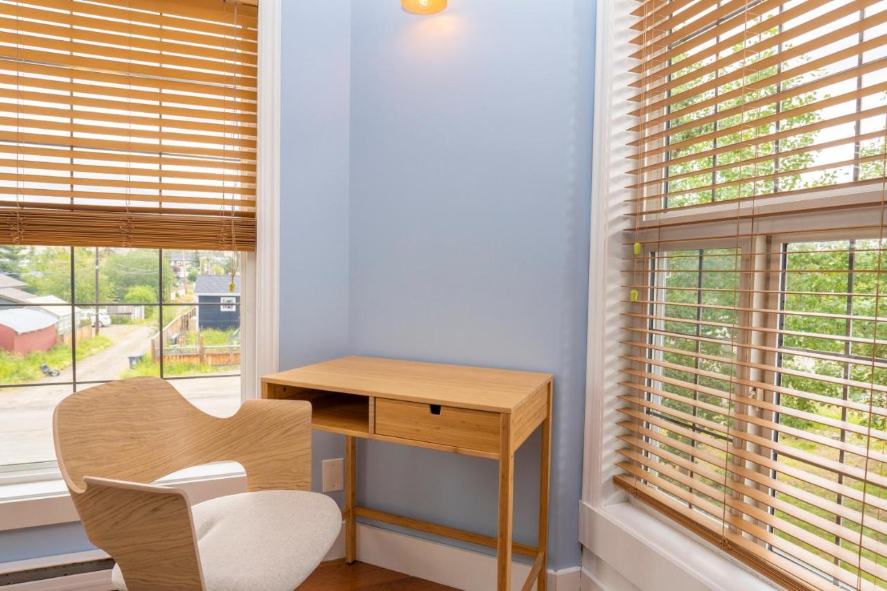 Downtown Whitehorse Apartment In Old Town ภายนอก รูปภาพ