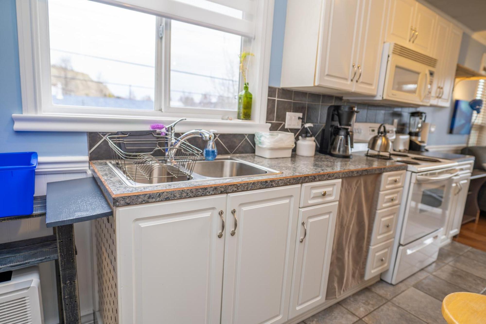 Downtown Whitehorse Apartment In Old Town ภายนอก รูปภาพ